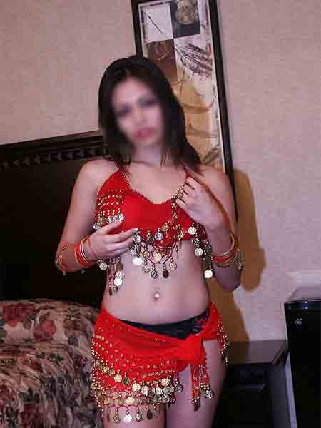 savita-house-wife-escorts-in-delhi